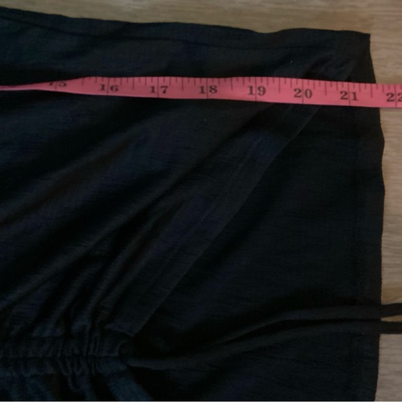 Kensie Tie Front Long Sleeve V Neck Top Size Medium NWT - Picture 9 of 9